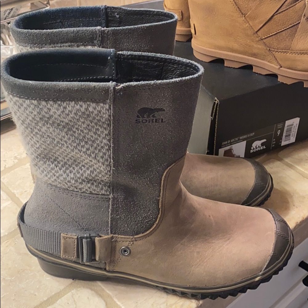 SOREL BOOTS! 9.5 $50